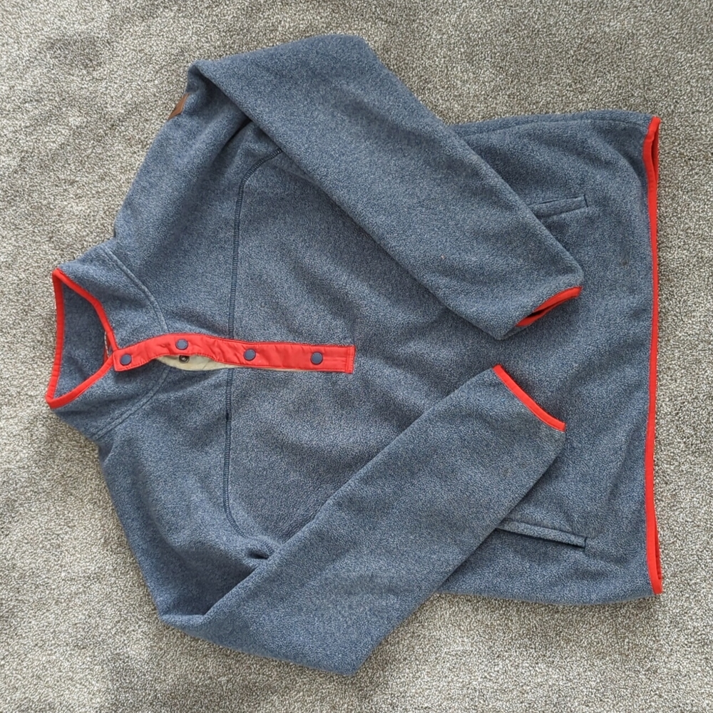 Burton fleece sweater
